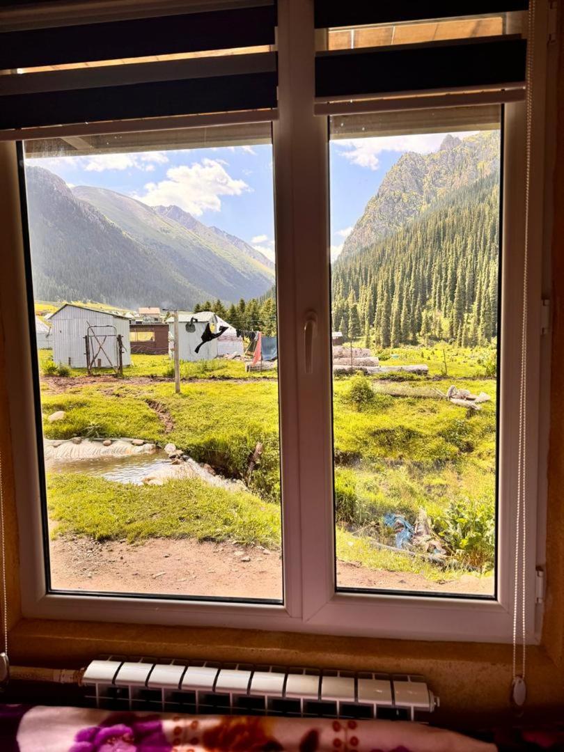 Ala-Kul Guesthouse In Altyn-Arashan Karakol Exterior foto